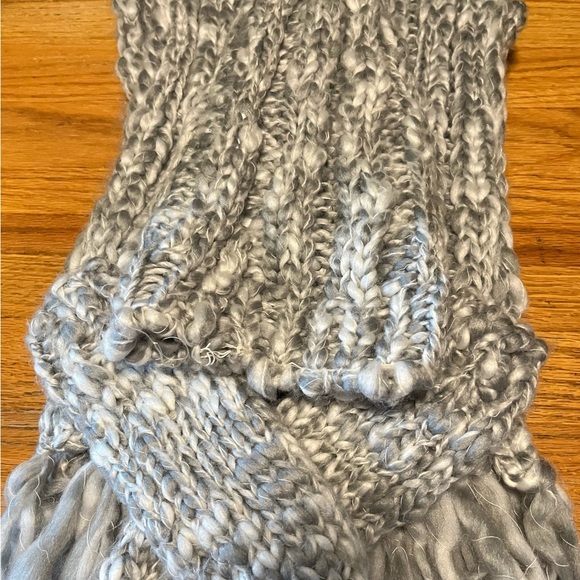 GAP KNITTED SCARF - Picture 6 of 7